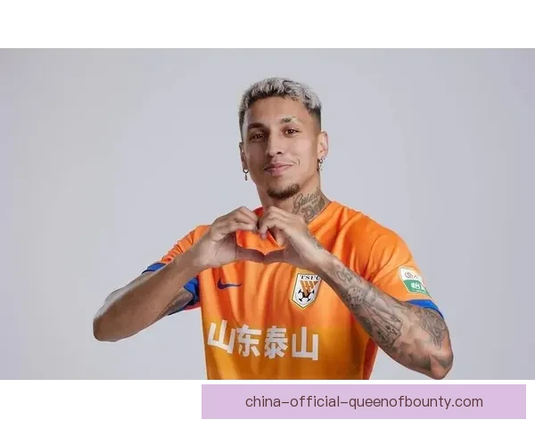 克雷桑亚冠赛场演绎个人秀展现超凡技术引领球队制胜